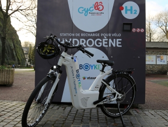Station de recharge pour vélos hydrogène à Saint-Lô et Cherbourg