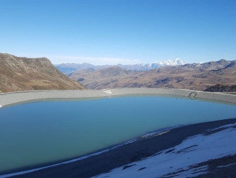 La retenue d’altitude de La Masse aux Ménuires